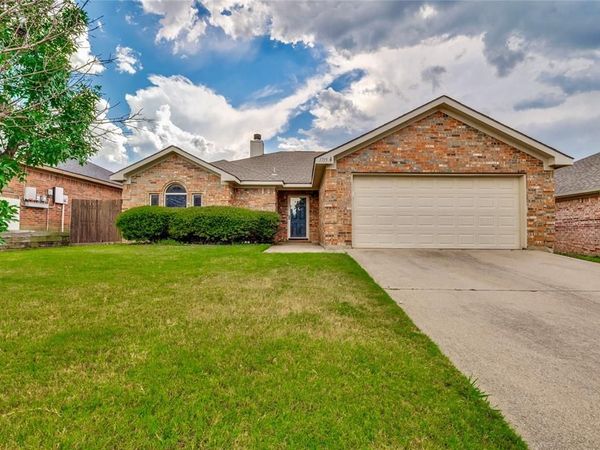 1715 Treasure Cay Drive, Mansfield, TX 76063