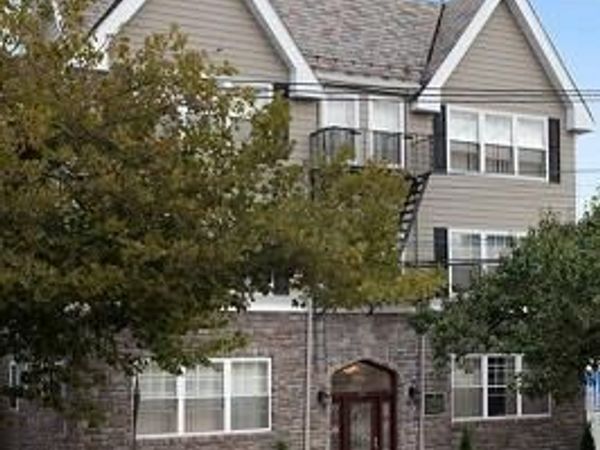 1240 W Broadway , Unit L, Hewlett, NY 11557