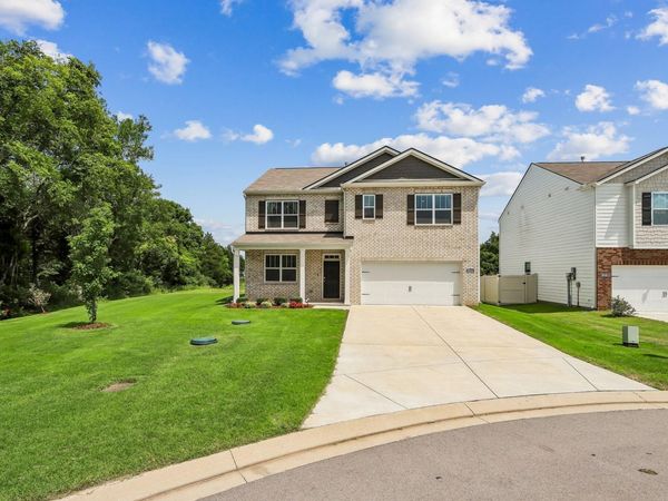 9044 Copenhagen DR , Murfreesboro, TN 37129