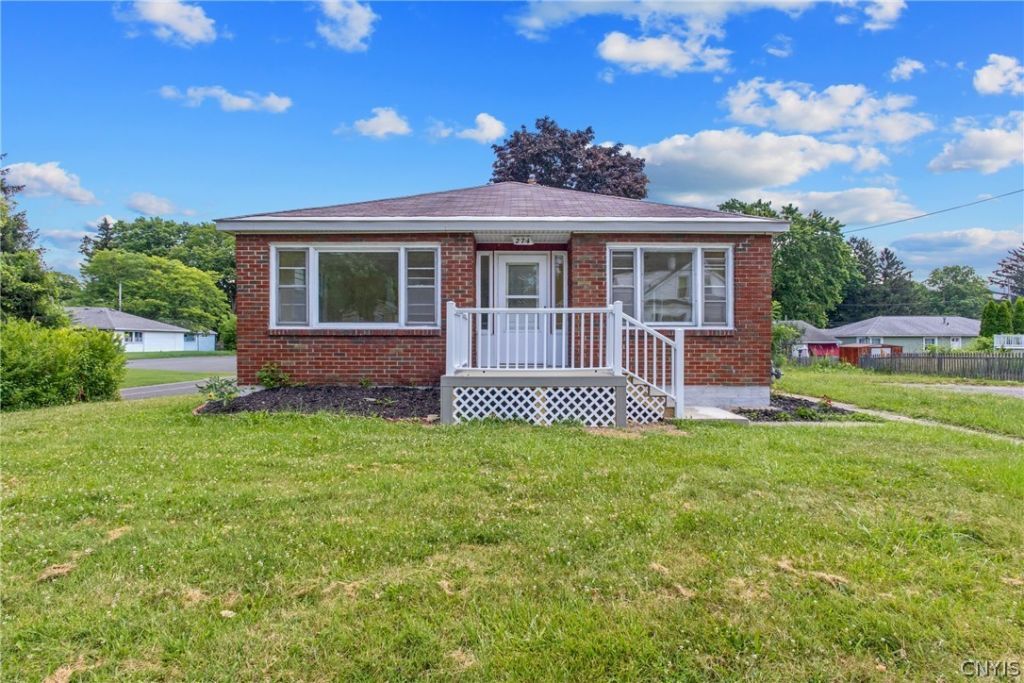 274 Pleasantview Avenue, Syracuse, NY 13208 Main Photo