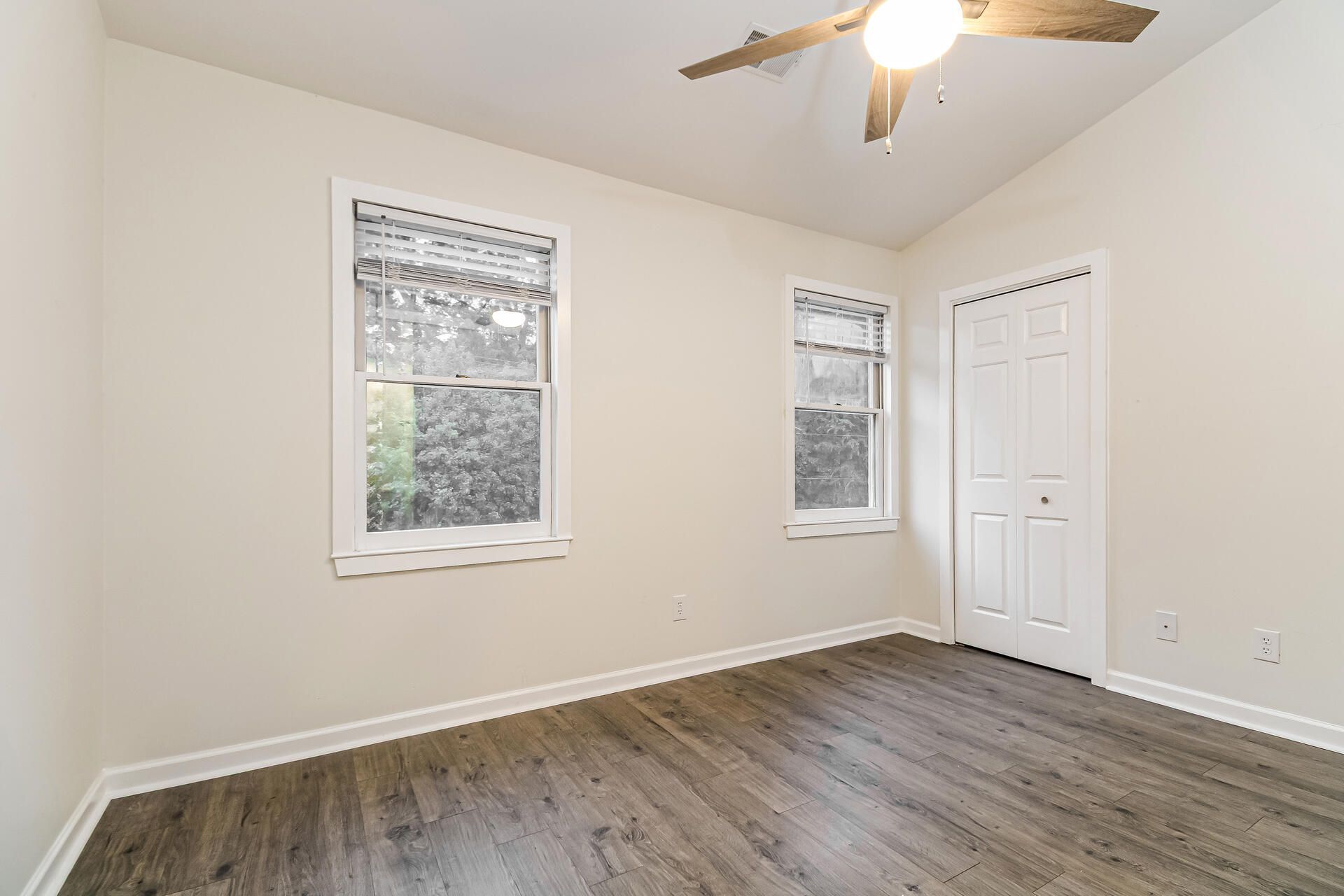 903 Reserve Way Photo 13