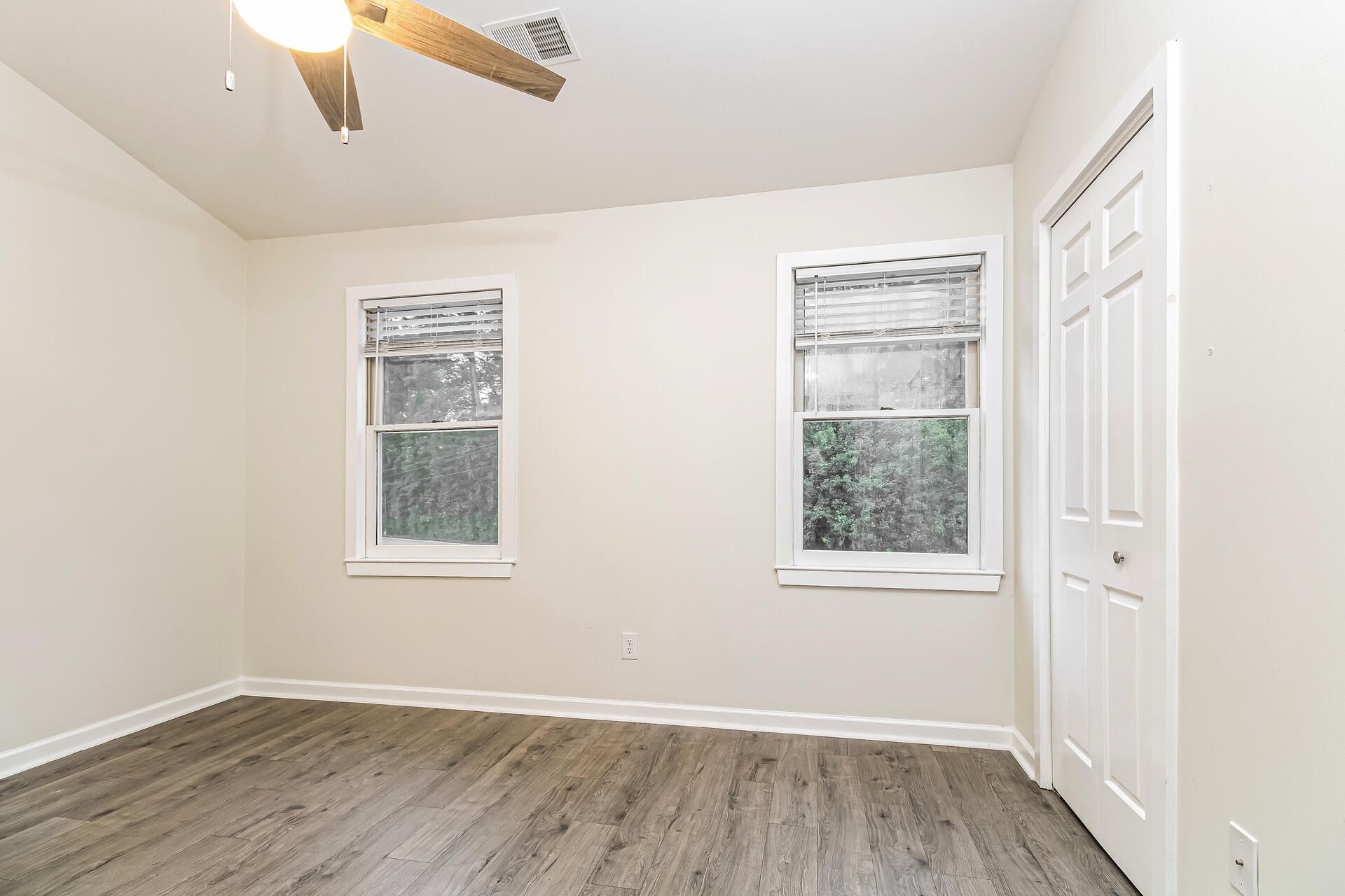 903 Reserve Way Photo 4