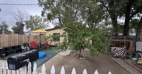 824 Rock Boulevard, Sparks, NV 89431 Photo