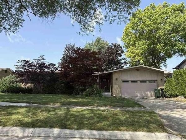 10078 Kolb Avenue , Allen Park, MI 48101