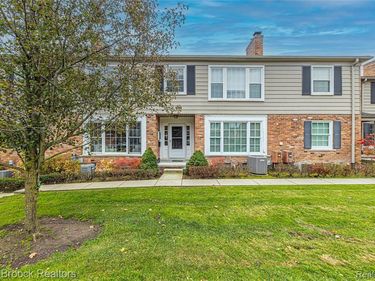 549 N OLD WOODWARD Avenue, Birmingham, MI 48009