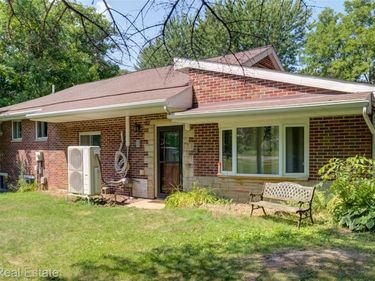 4195 Williamson Road, Bridgeport Township, Mi 48601