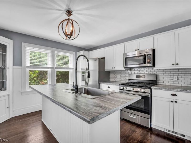 26153 Bagley Rd. , Olmsted Falls, OH 44138 Photo 8
