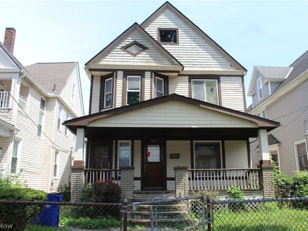 3261 Scranton Road , Cleveland, OH 44109