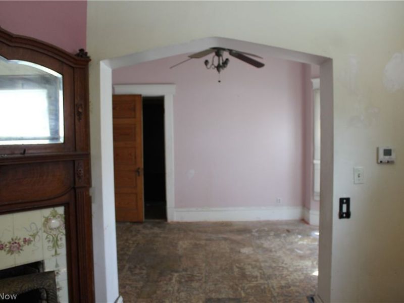 3261 Scranton Road, Cleveland, OH 44109 Photo 4