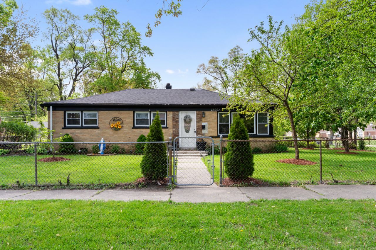15001 Western Avenue , Harvey, IL 60426