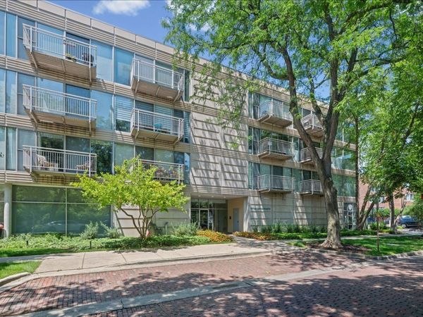 705 11th Street , Unit 316, Wilmette, IL 60091