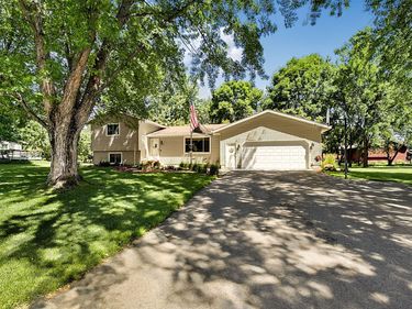 6209 Laurel Road, Saint Cloud, MN 56303