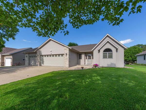 2255 Mineral Springs Parkway , Owatonna, MN 55060