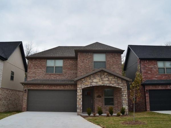 1710 SW Riverstone Road , Bentonville, AR 72713