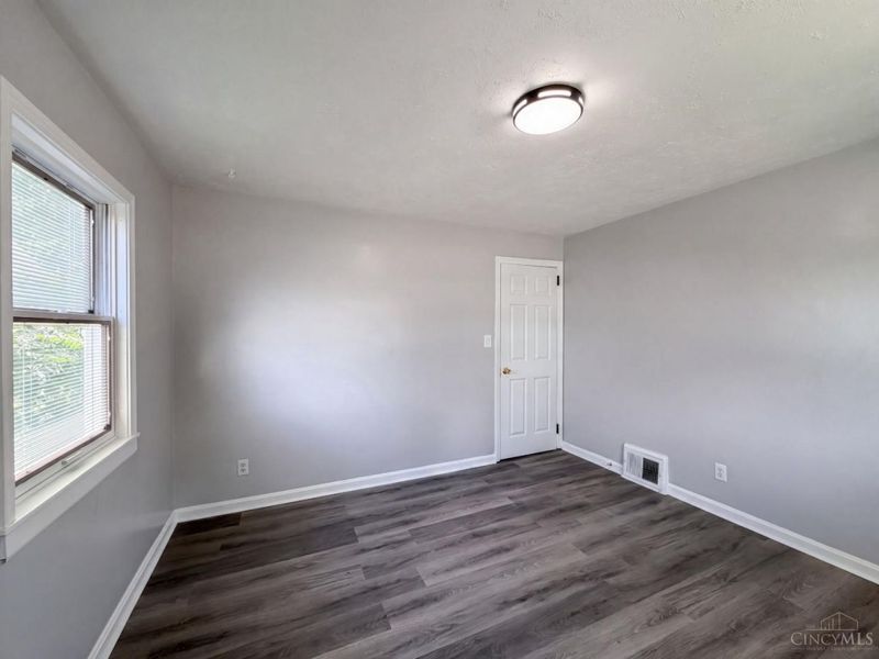 7425 Martin Street, Mount Healthy, OH 45231 Photo 10