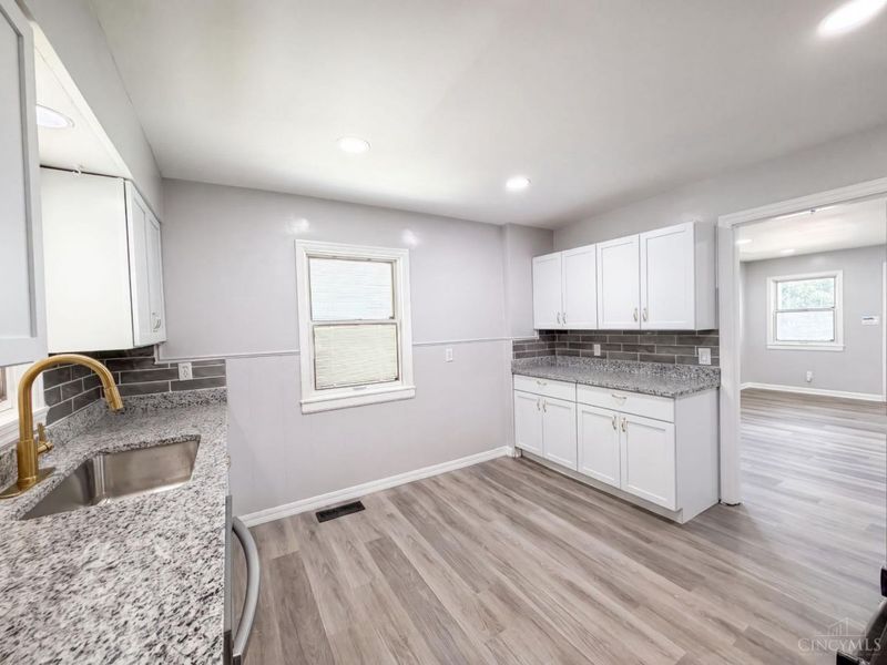 7425 Martin Street, Mount Healthy, OH 45231 Photo 3