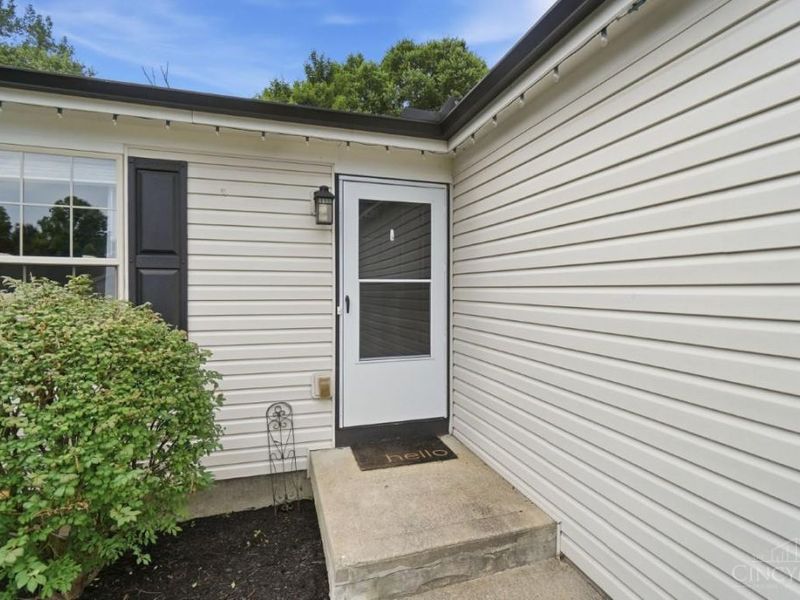 9575 Deer Track Road, West Chester, OH 45069 Photo 6