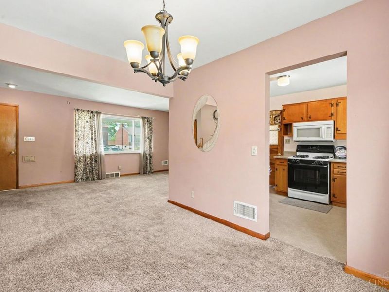 5626 N Glen Road, Green Township, OH 45248 Photo 28