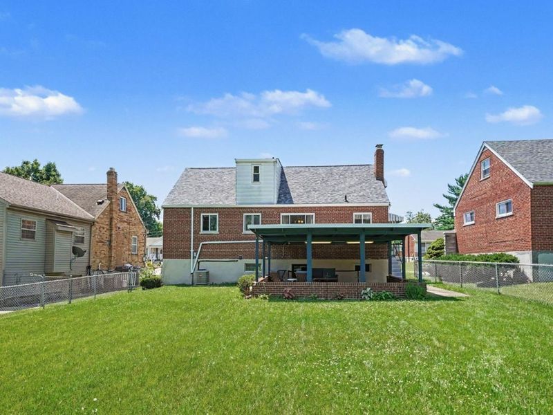 5626 N Glen Road, Green Township, OH 45248 Photo 7