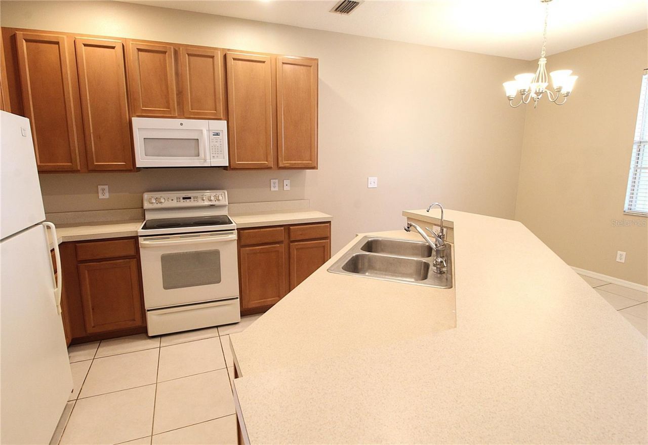 4011 Burlwood Road, Sarasota, FL 34233 Photo