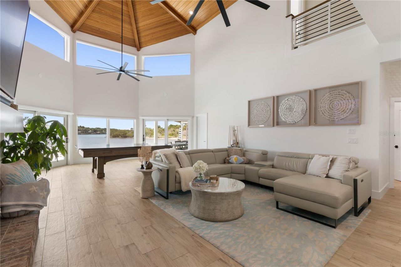 346 N 12th Street, Flagler Beach, FL 32136 Photo