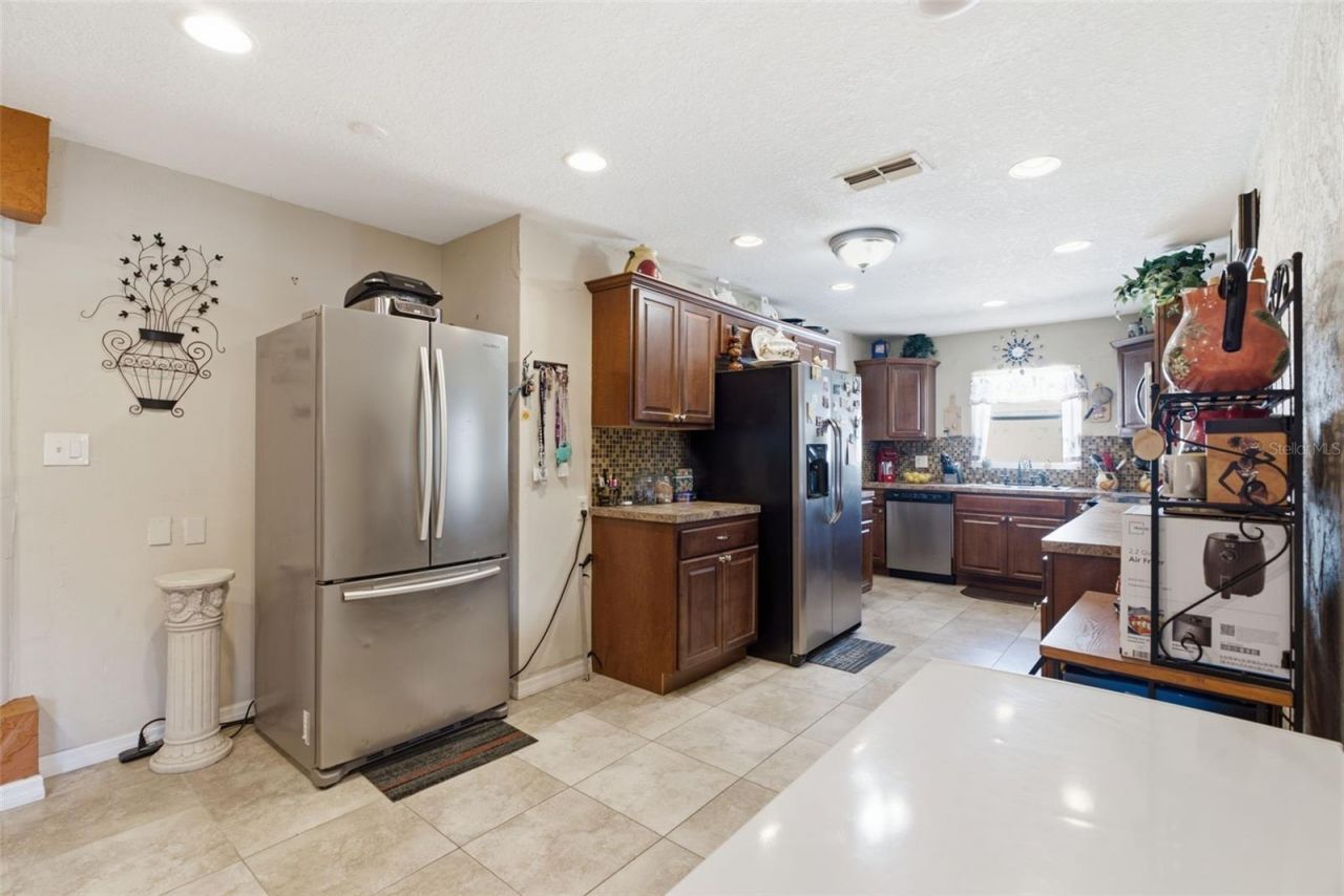 701 58th Avenue S, Saint Petersburg, FL 33705 Photo