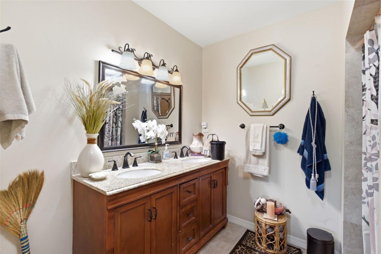 701 58th Avenue S, Saint Petersburg, FL 33705 Photo