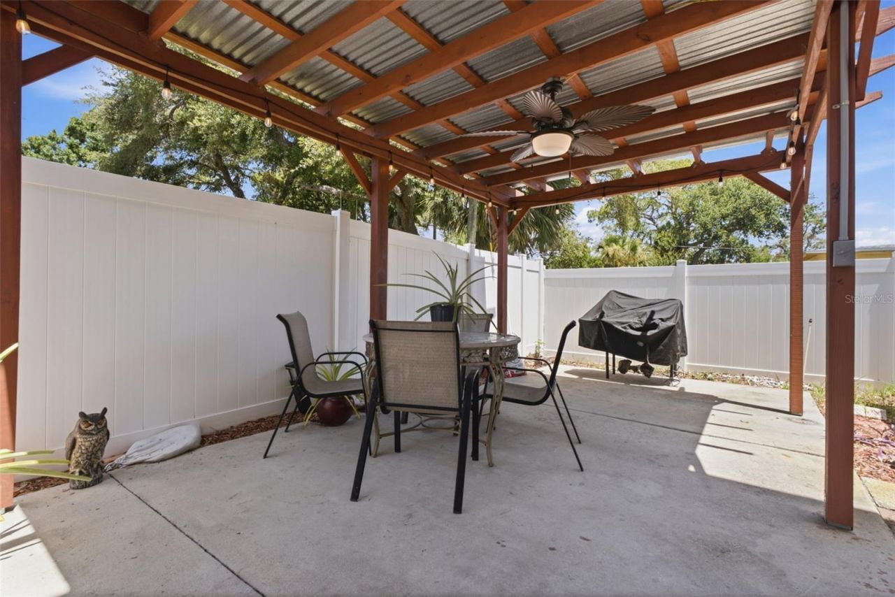 701 58th Avenue S, Saint Petersburg, FL 33705 Photo