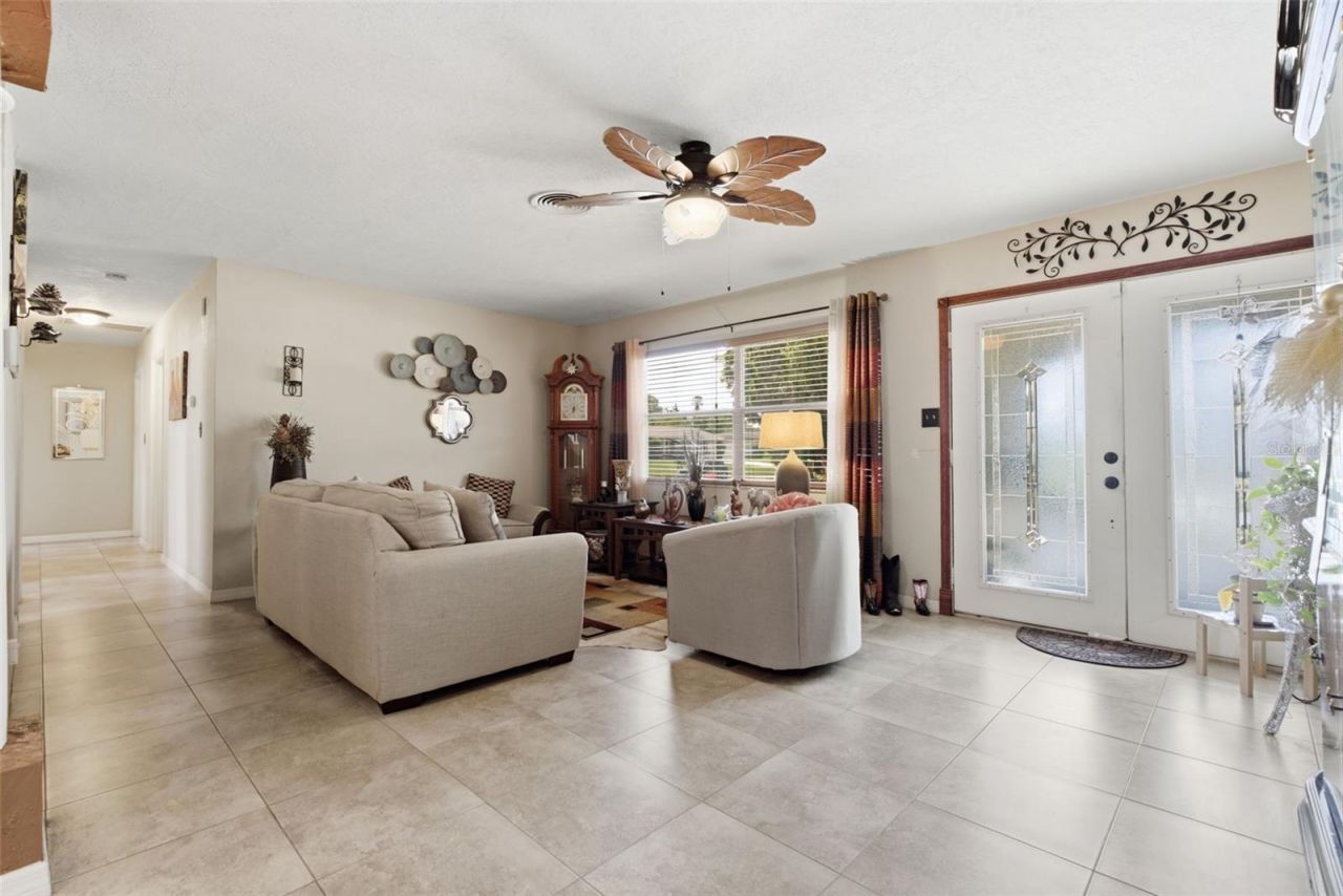 701 58th Avenue S, Saint Petersburg, FL 33705 Photo
