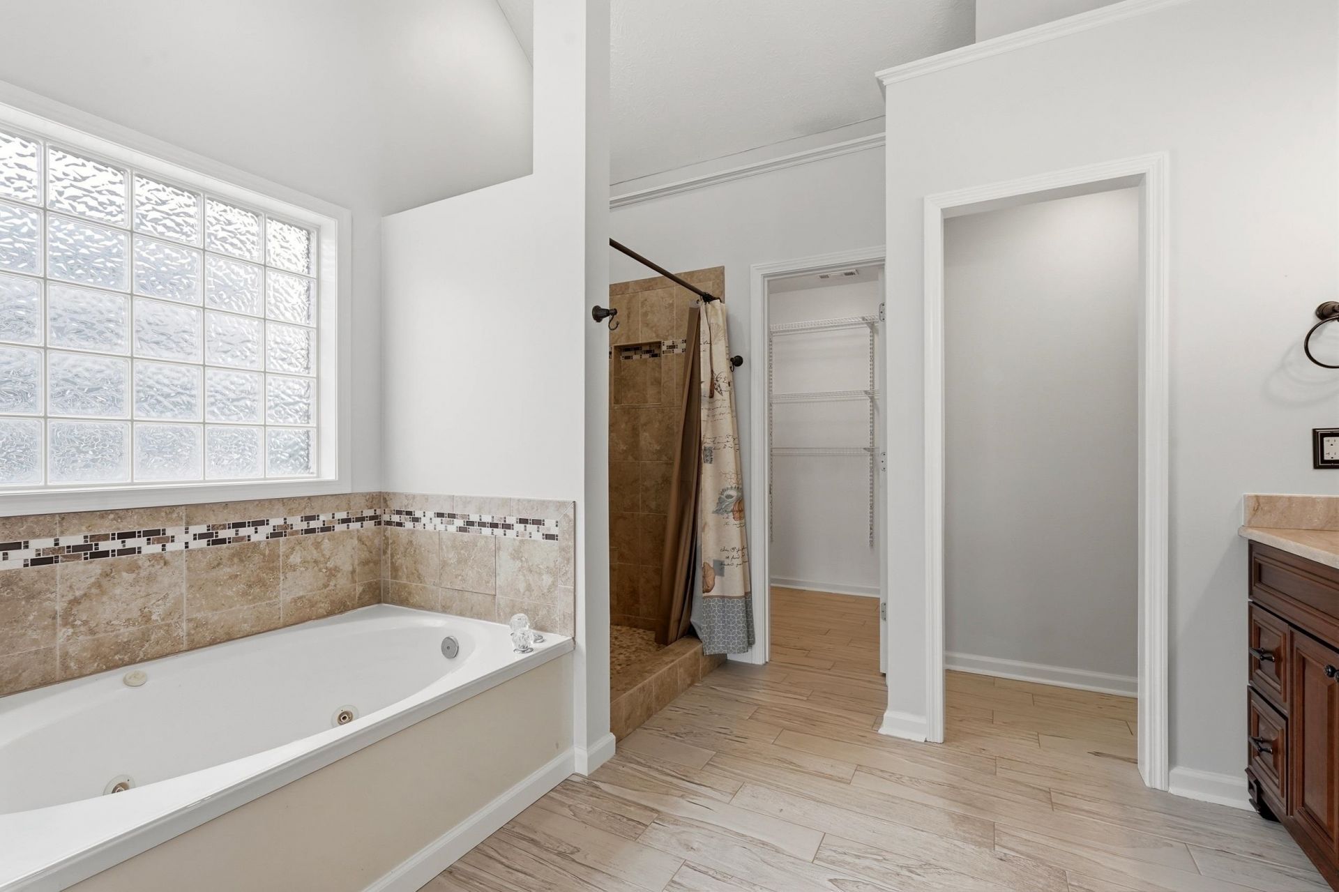 300 Catawba River Rd.  Photo 24