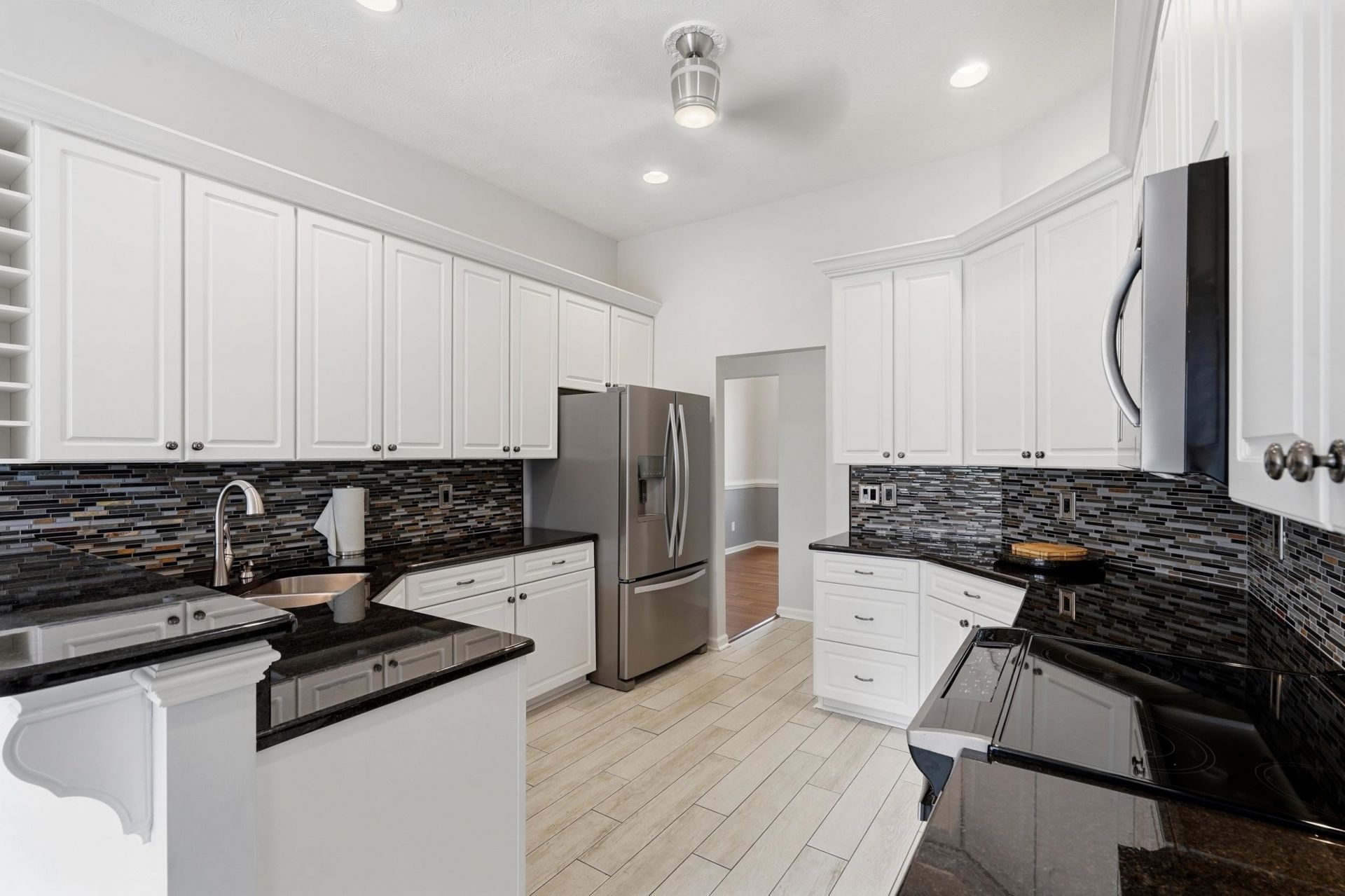 300 Catawba River Rd.  Photo 7
