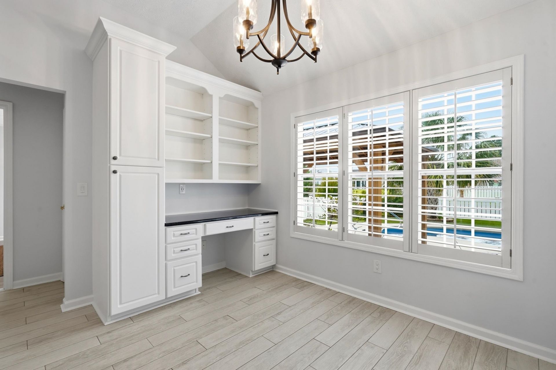 300 Catawba River Rd.  Photo 8
