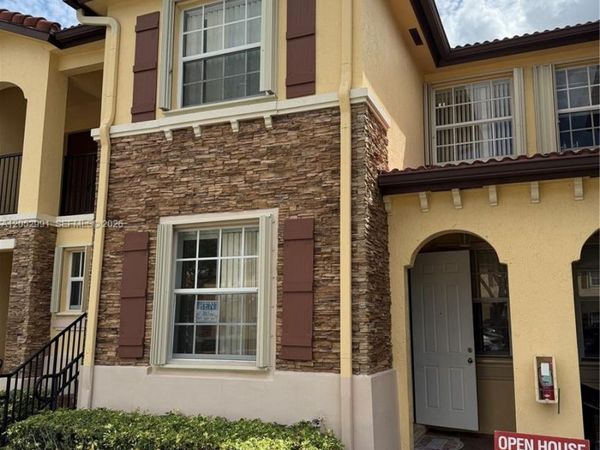 1575 NE 33rd Ave, Unit 107, Homestead, FL 33033