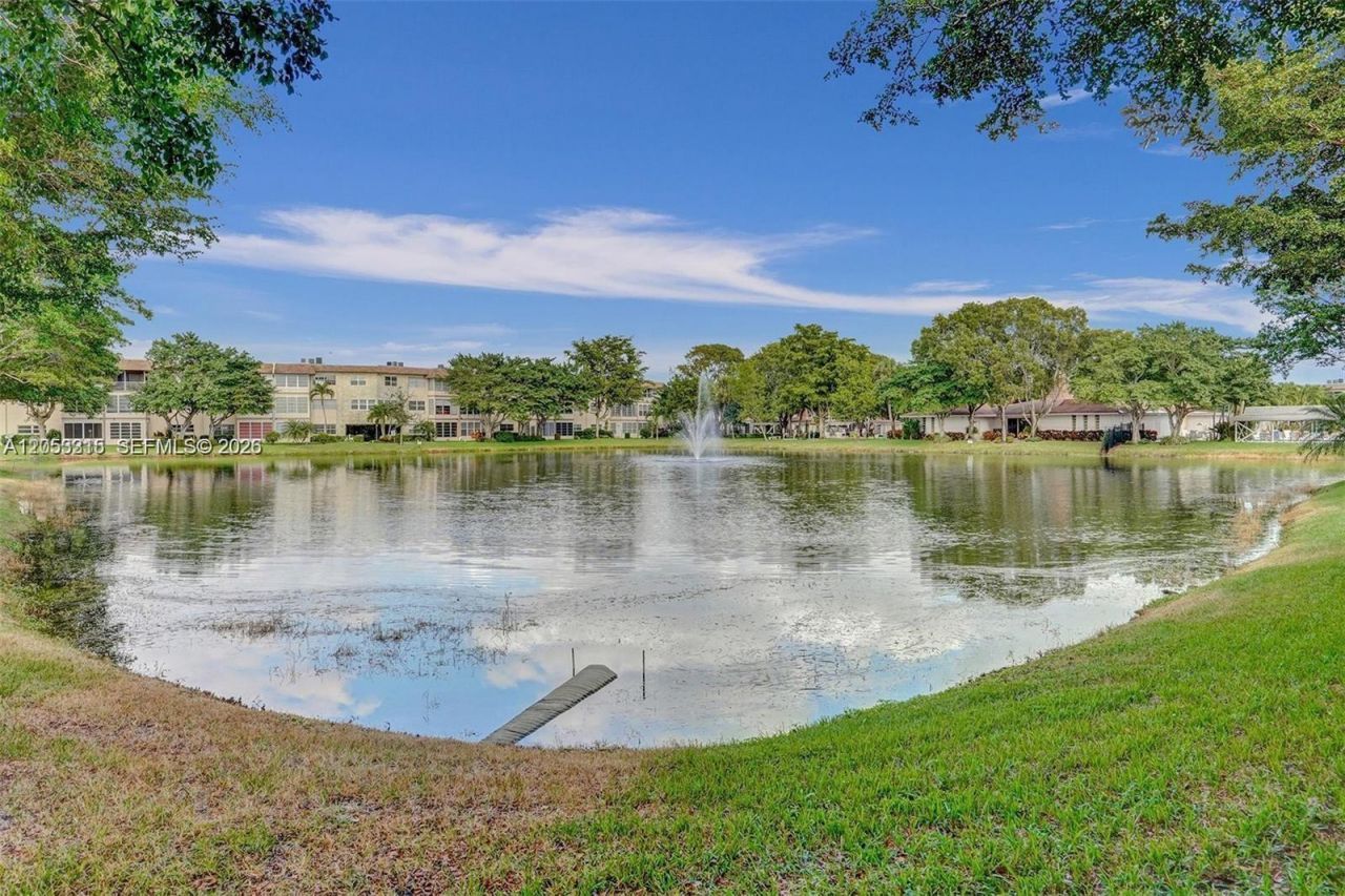 3530 NW 52nd Ave , Unit 509, Lauderdale Lakes, FL 33319 Photo