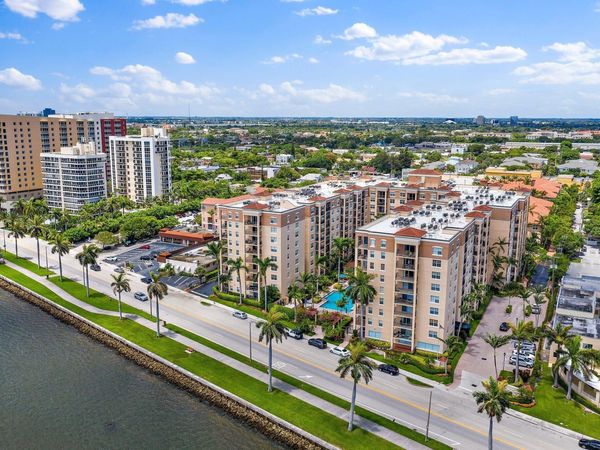 1803 N FLAGLER Drive, Unit 303, West Palm Beach, FL 33407