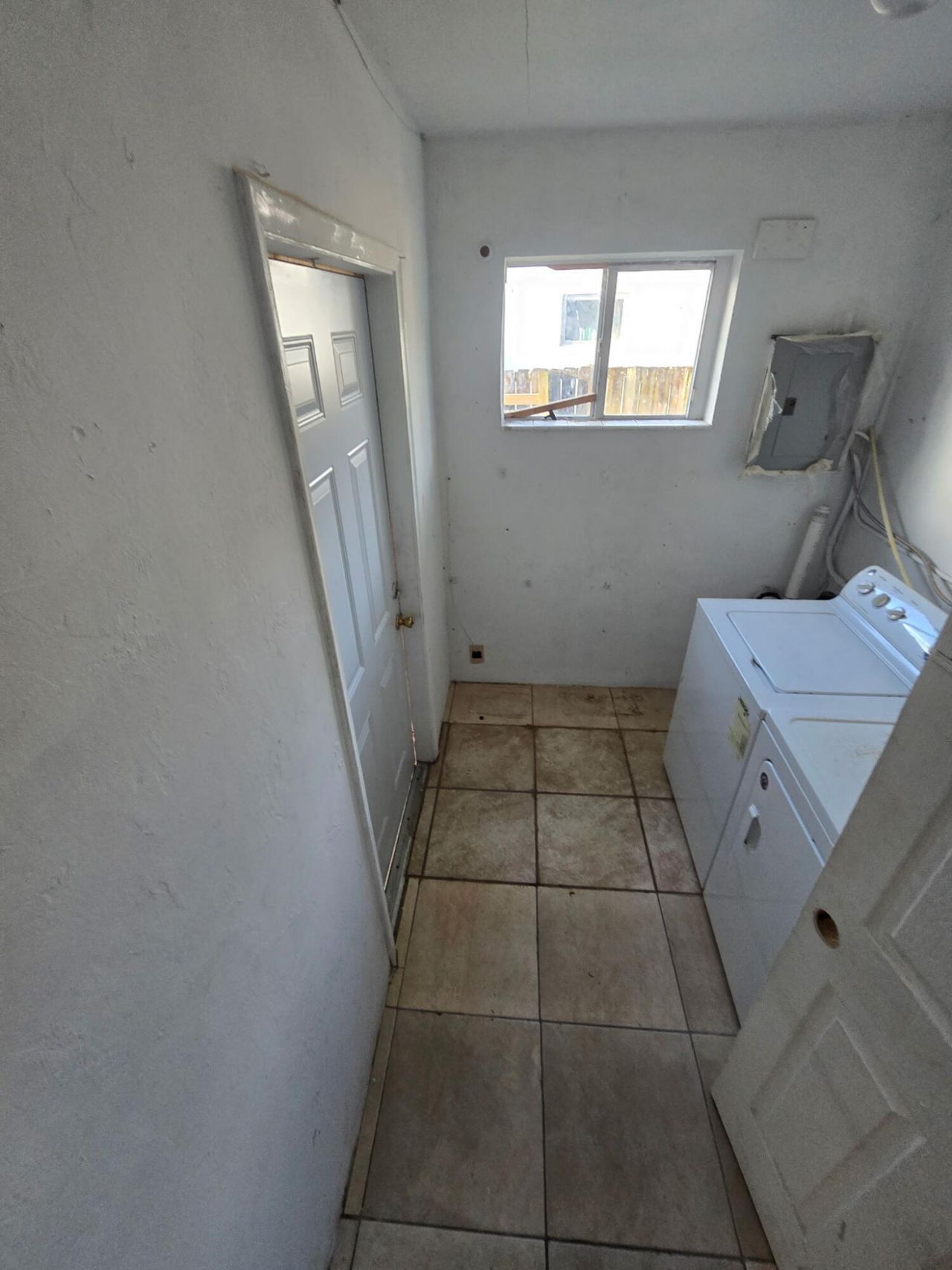 5900 Garfield Street, Unit E, Hollywood, FL 33021 Photo
