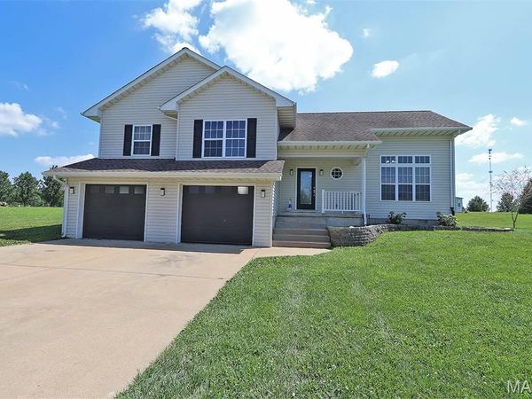 109 Sunset Court , Farmington, MO 63640