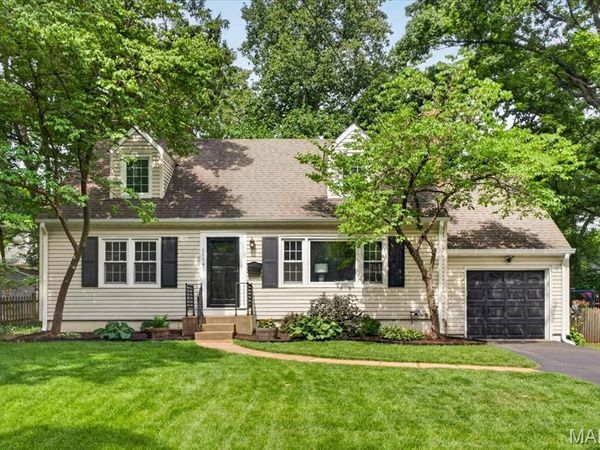 1117 Elm Drive , Webster Groves, MO 63119