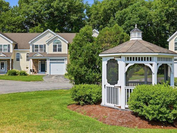 12 Minuteman Lane, Unit 6, Westford, MA 01886