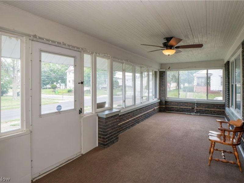 106 W Summit Street, Alliance, OH 44601 Photo 3