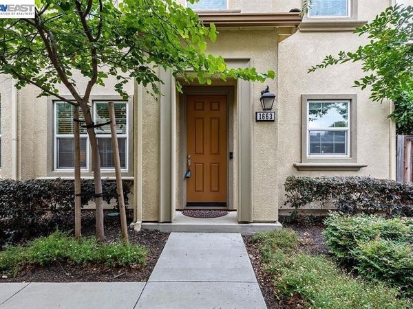 1663 Sylvia St, Hayward, CA 94545
