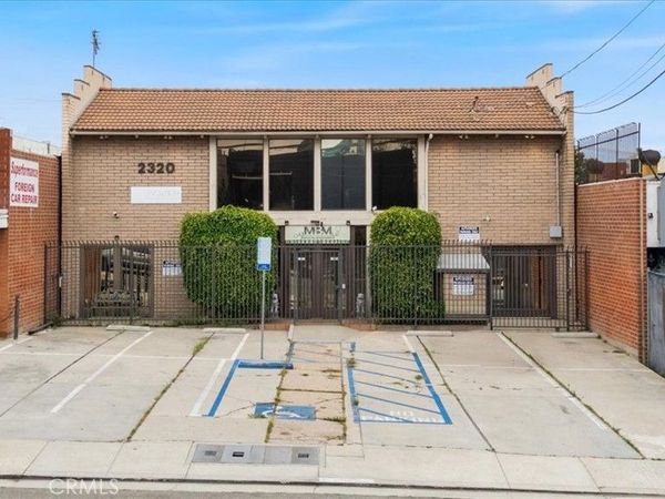 2320 Cotner, Los Angeles, CA 90064