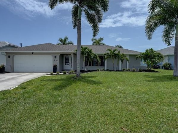 237 SE 20th CT, CAPE CORAL, FL 33990