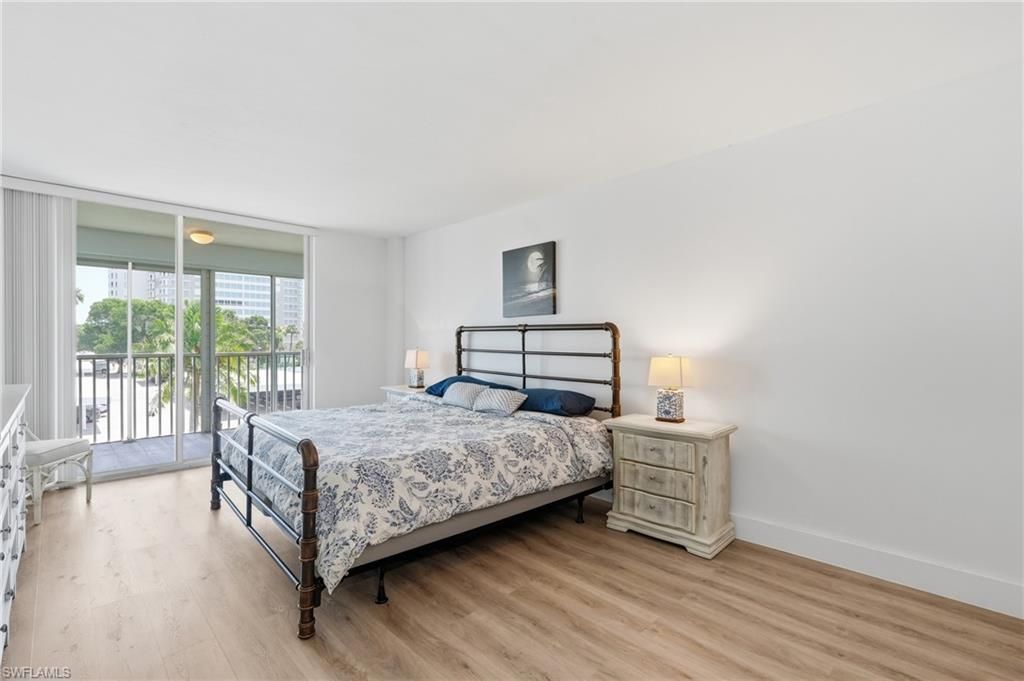 5 Bluebill Ave, Unit 308, Naples, FL 34108 Photo