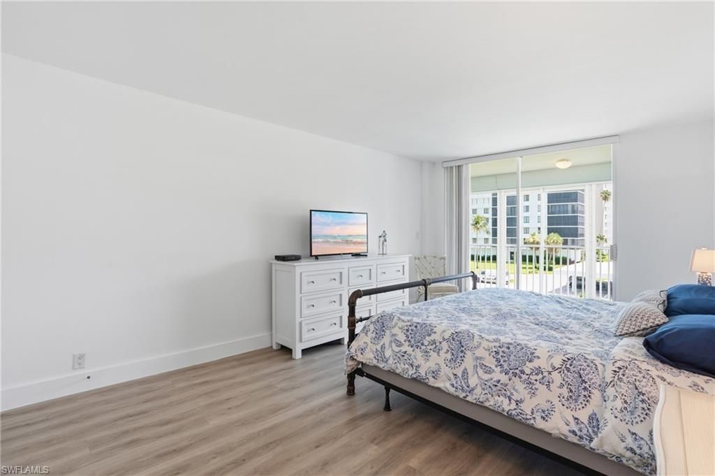 5 Bluebill Ave, Unit 308, Naples, FL 34108 Photo