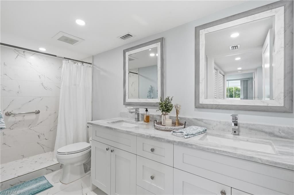 5 Bluebill Ave, Unit 308, Naples, FL 34108 Photo