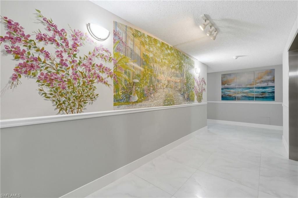 5 Bluebill Ave, Unit 308, Naples, FL 34108 Photo
