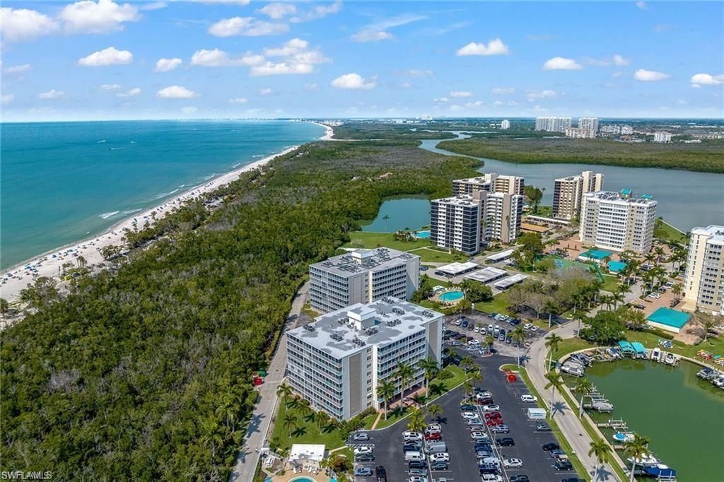 5 Bluebill Ave, Unit 308, Naples, FL 34108 Photo