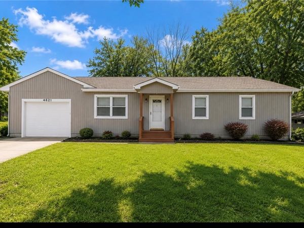 4621 NE 42nd Street, Kansas City, MO 64117