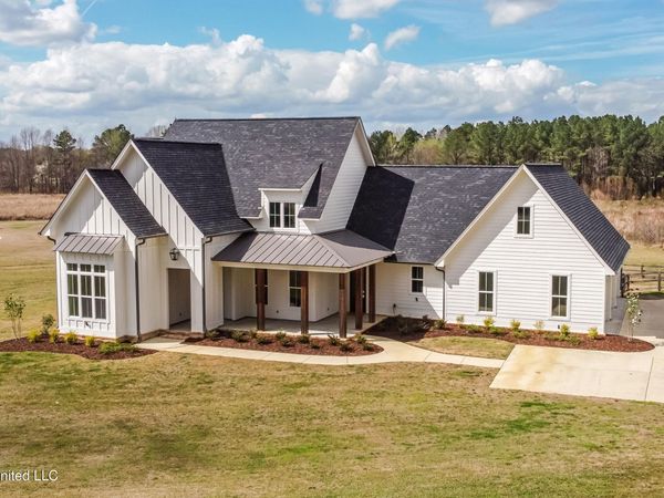 503 Clark Stables Road, Brandon, MS 39047